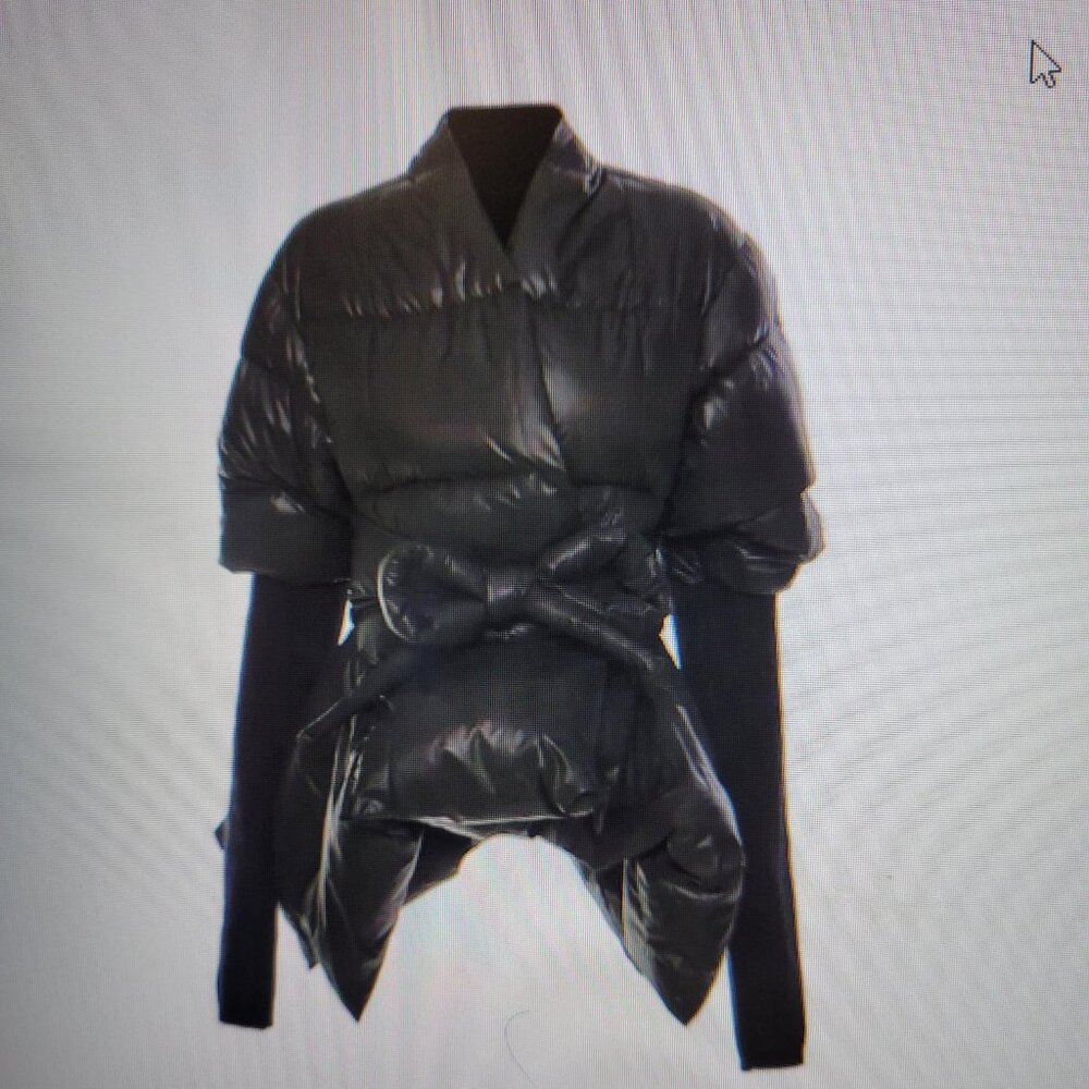 Women's stylish puffer coat size M